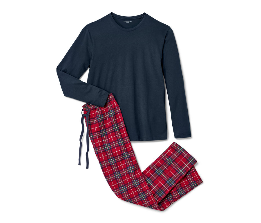 Modré/kárované pyžamo.