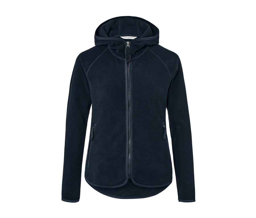 Tmavomodrá flaušová bunda s kapucňou so zipsom uprostred.