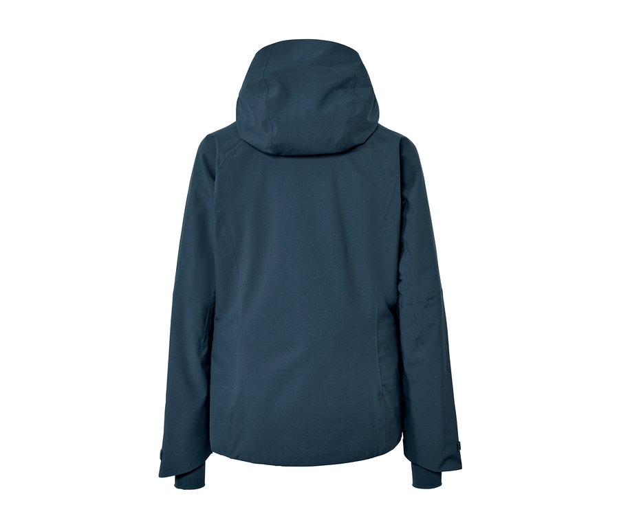 Pohľad zozadu na námornícku modrú lyžiarsku bundu s kapucňou.