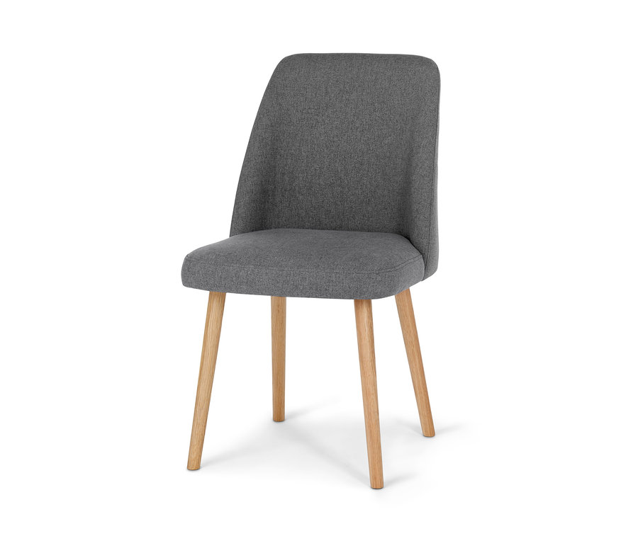 Sivá čalúnená jedálenská stolička s drevenými nohami.