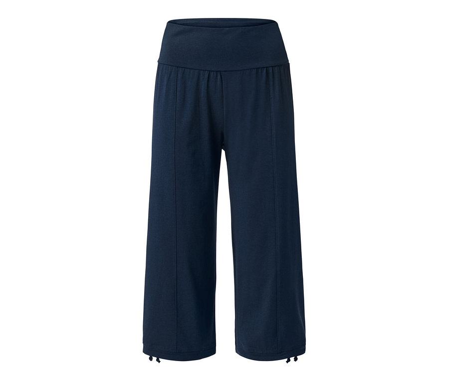 Tmavomodré trojštvrťové športové nohavice.