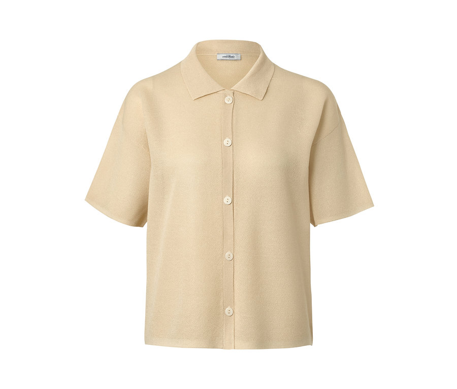 Béžový kardigán s golierom a krátkymi rukávmi.