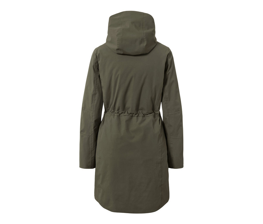 Pohľad zozadu na olivovozelenú bundu do dažďa 3 v 1 s kapucňou a sťahovacou šnúrkou v páse.