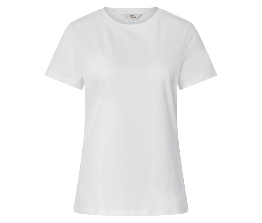 Biele tričko s krátkymi rukávmi na bielom pozadí.