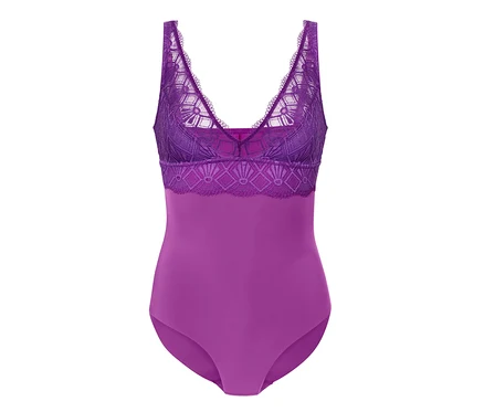 Čipkové body fialovej farby.