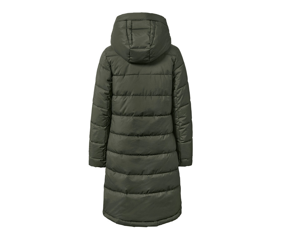 Khaki prešívaný kabát zozadu.