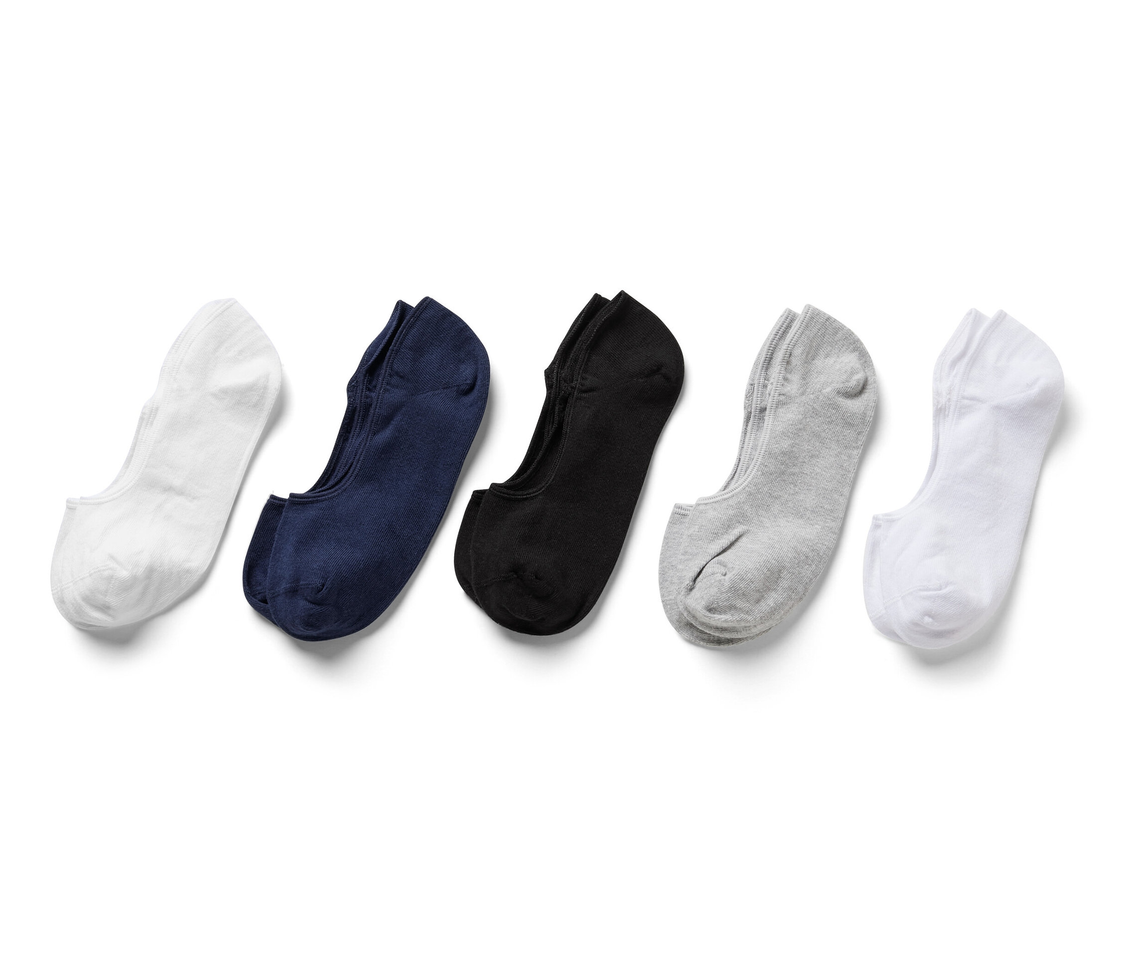 Päť párov bielych, tmavomodrých, čiernych a sivých ťapiek do športových topánok.