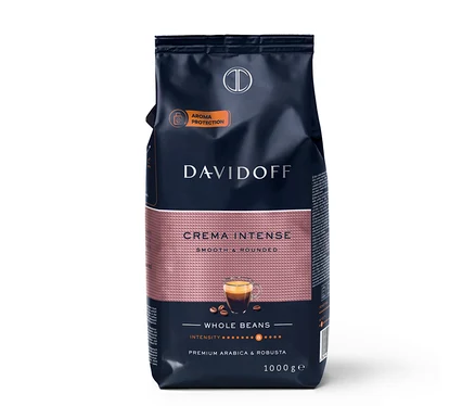 Tmavomodré a ružové balenie zrnkovej kávy DAVIDOFF CAFÉ Crema Intense (1 kg) s obrázkom šálky espressa a kávových zŕn, s označením ochrany arómy a intenzity 8/10.