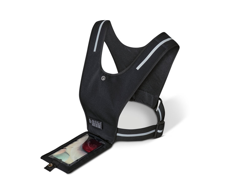 Čierna bežecká vesta s priečinkom na smartfón s priehľadným vreckom na telefón.