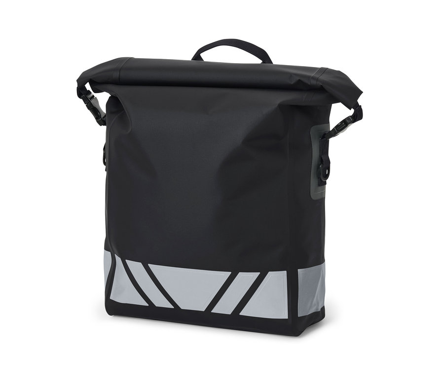 Čierna vodoodolná taška na bicykel a cez plece s reflexnými prvkami.