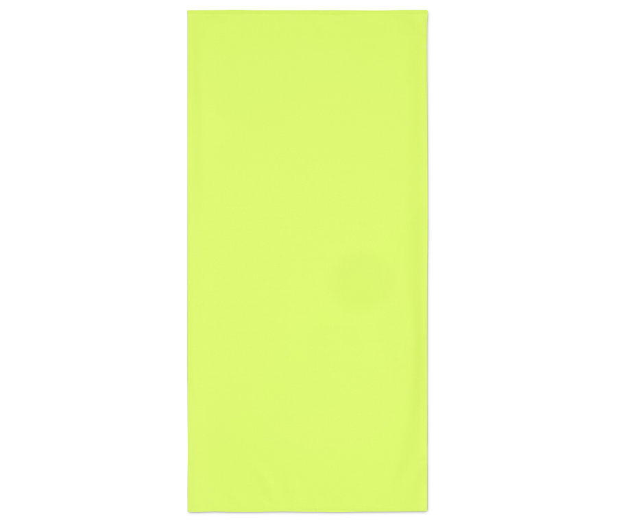 Svetložltý uterák na bielom pozadí.