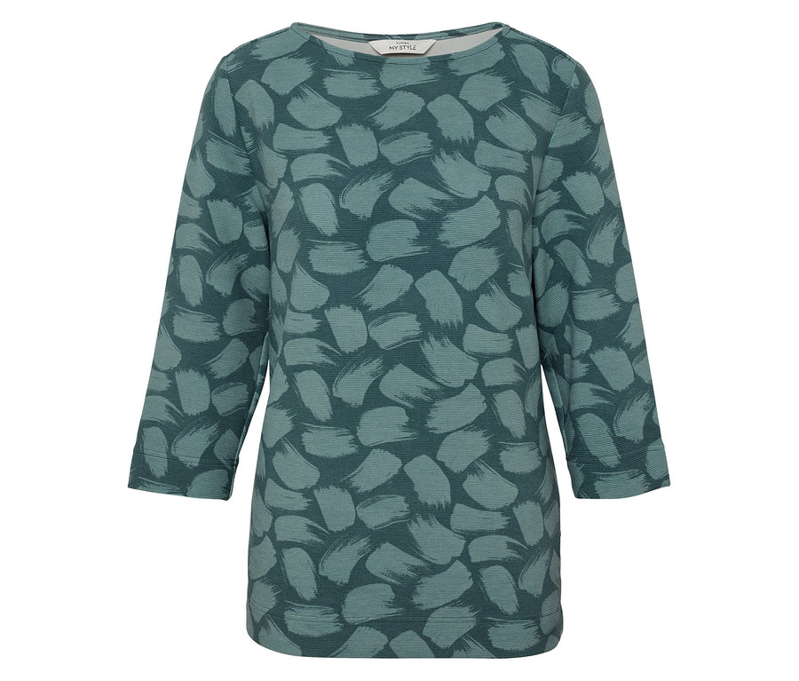 Dámska blúzka s trojštvrťovými rukávmi a zeleným vzorom.