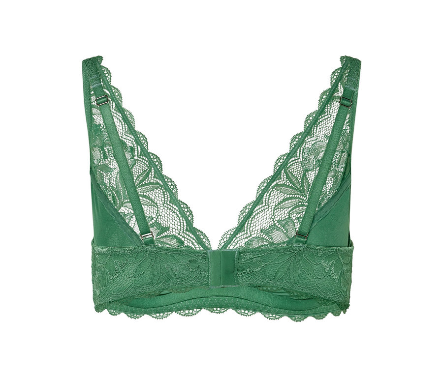 Detail zelenej mäkkej podprsenky s čipkou.