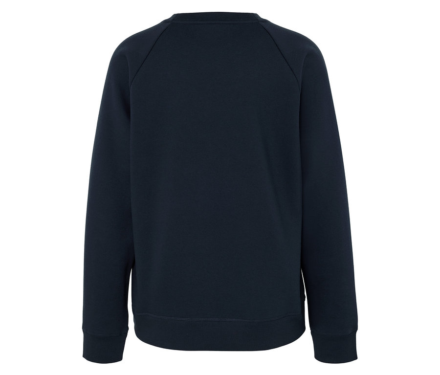 Pohľad zozadu na tmavomodrú mikinu s dlhým rukávom.