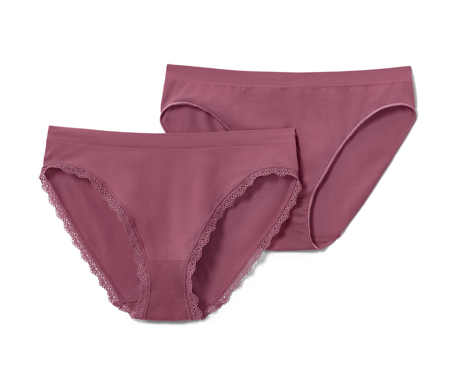Dvoje bezšvové nohavičky vo farbe bobuľového ovocia, jedny s čipkovaným okrajom.