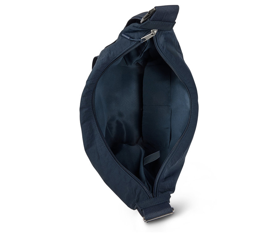 Otvorená tmavomodrá taška cez rameno, pohľad dovnútra.