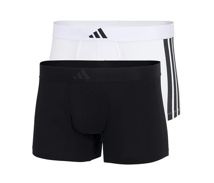 Dvoje boxerky adidas Active Flex Cotton v čiernej a bielej farbe, čierne v popredí, biele s tromi pruhmi na boku.