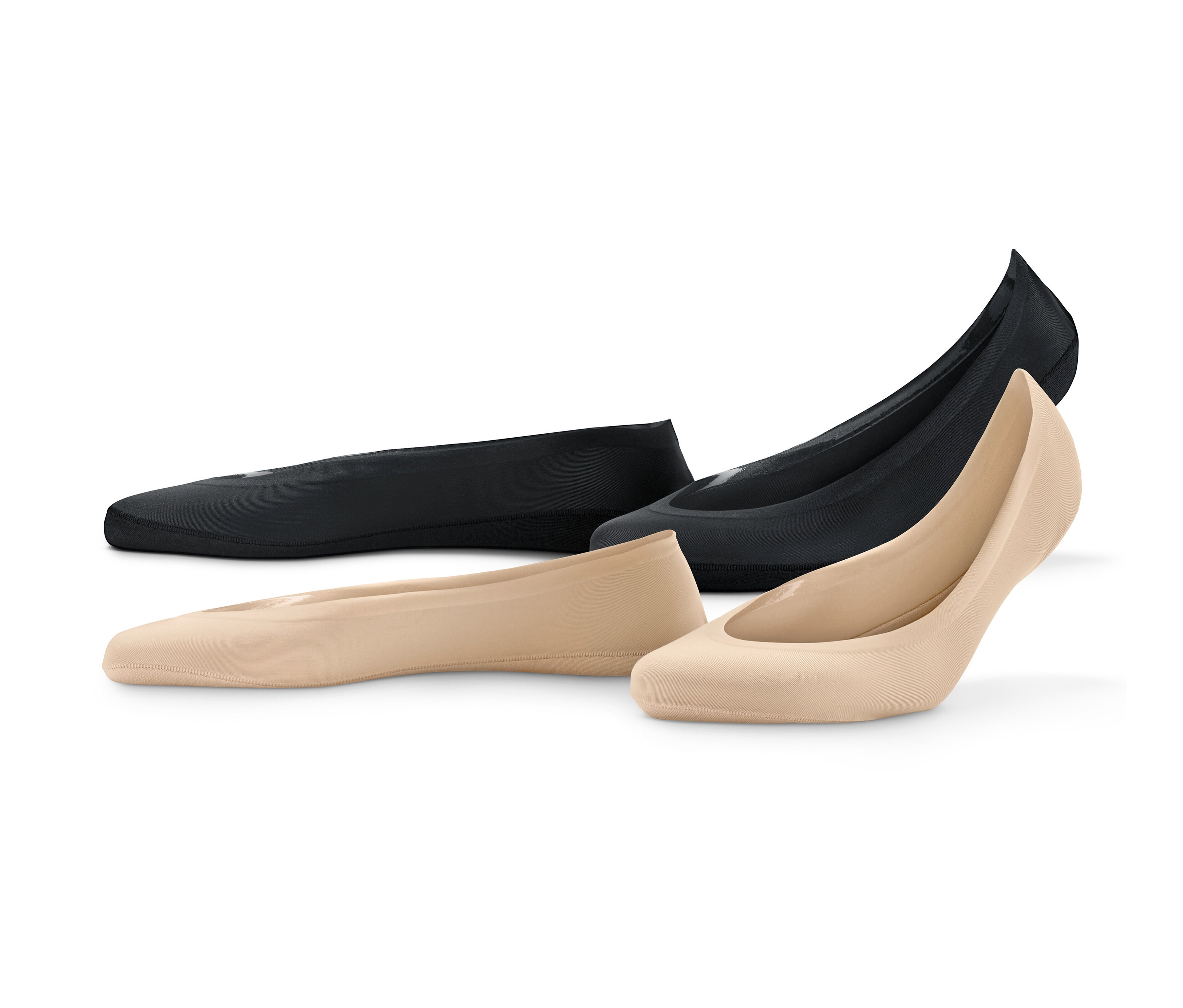 Dva páry čiernych a dva páry béžových ťapiek »Magic Cut«.