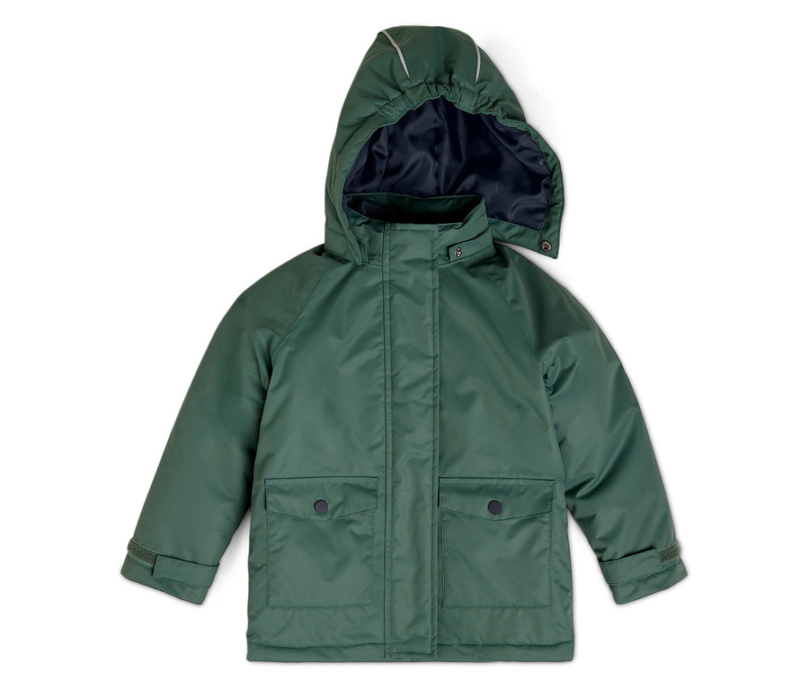 Zelená bunda s kapucňou na bielom pozadí.