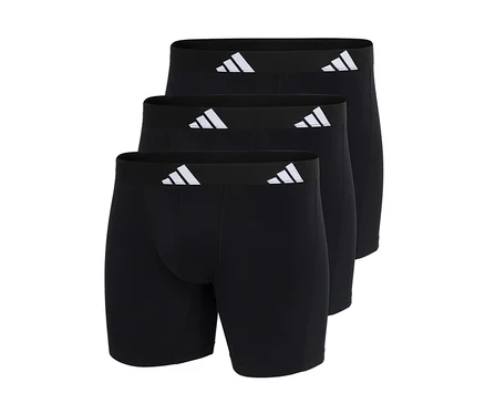 Tri čierne boxerky adidas Active Flex Cotton, naskladané za sebou, s bielym logom adidas na páse.