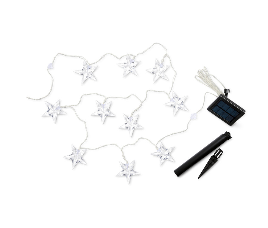 Solárna svetelná reťaz s desiatimi hviezdami a solárnym panelom.
