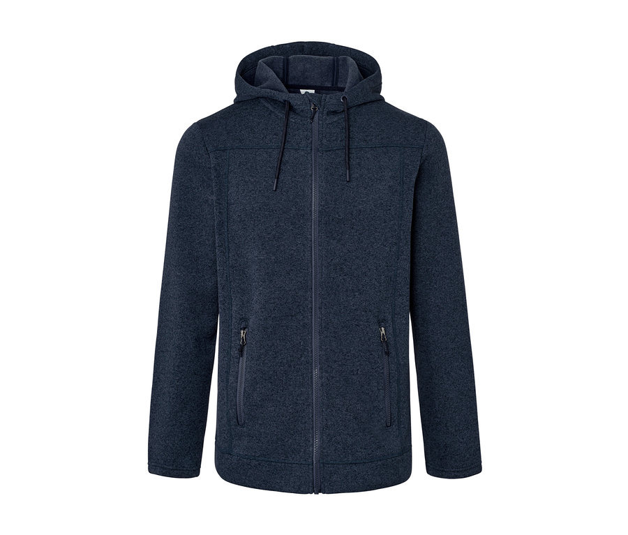 Modrá bunda z pleteného flísu so zipsom a kapucňou.