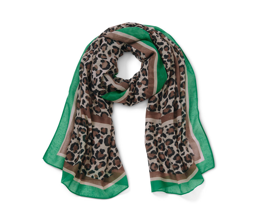 Farebná tkaná šatka s leopardou potlačou a zeleným lemom.