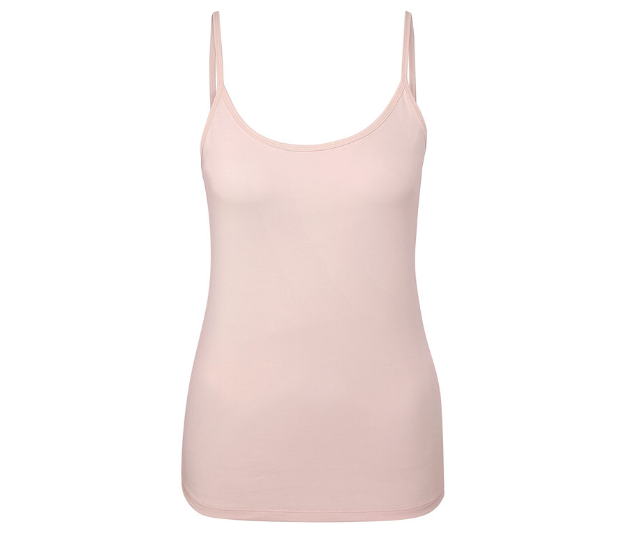 Ružový top na tenkých ramienkach.