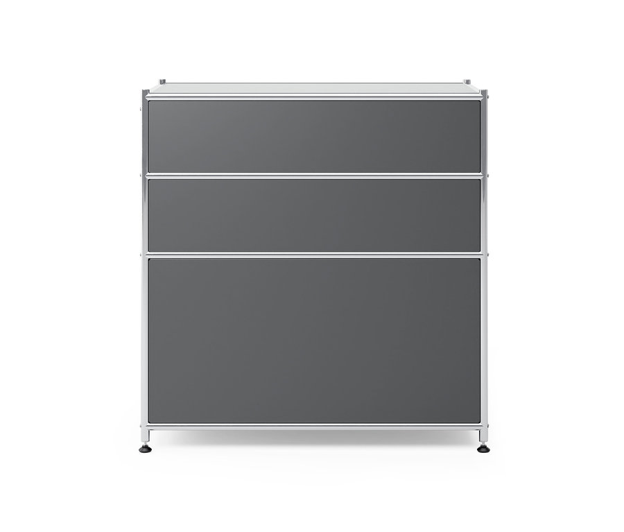 Sivá kovová komoda »CN3« s 3 zásuvkami.