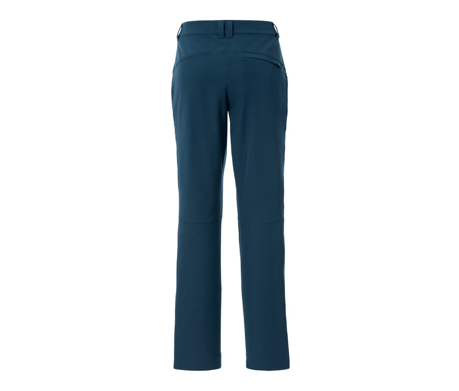 Detailný pohľad zozadu na softshellové nohavice.