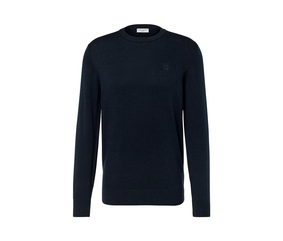 Tmavomodrý pulóver s okrúhlym výstrihom.