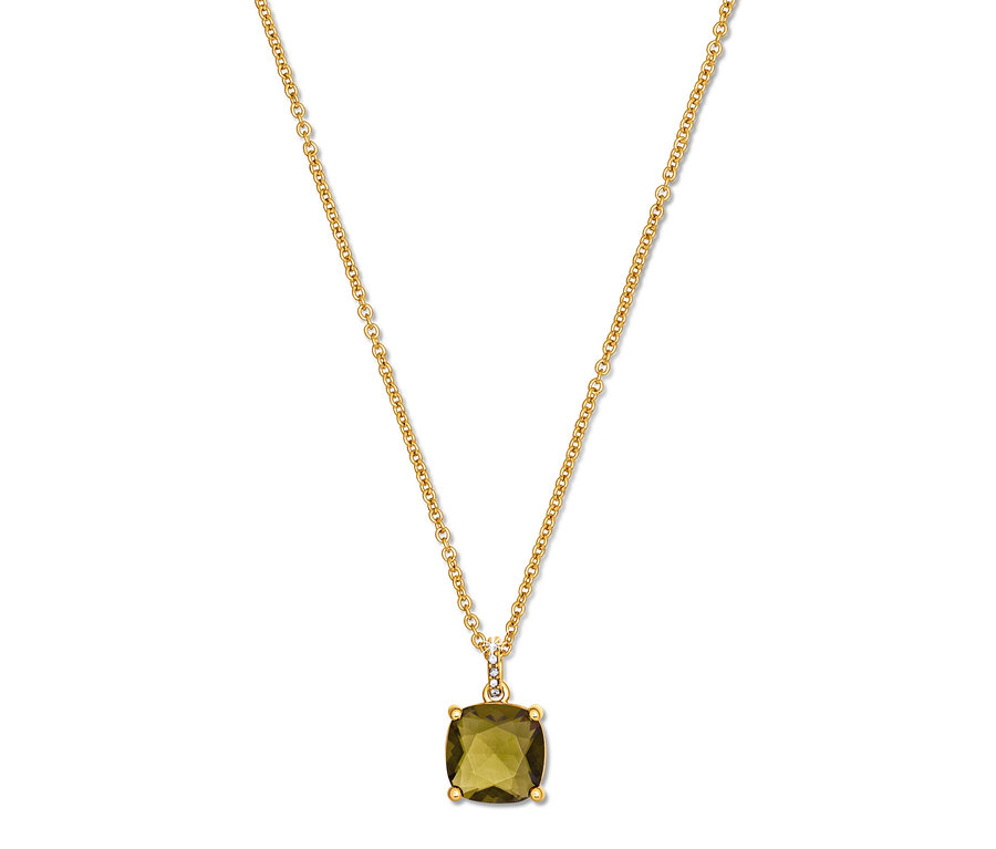 Zlatý náhrdelník s olivovo zeleným štvorcovým kameňom.