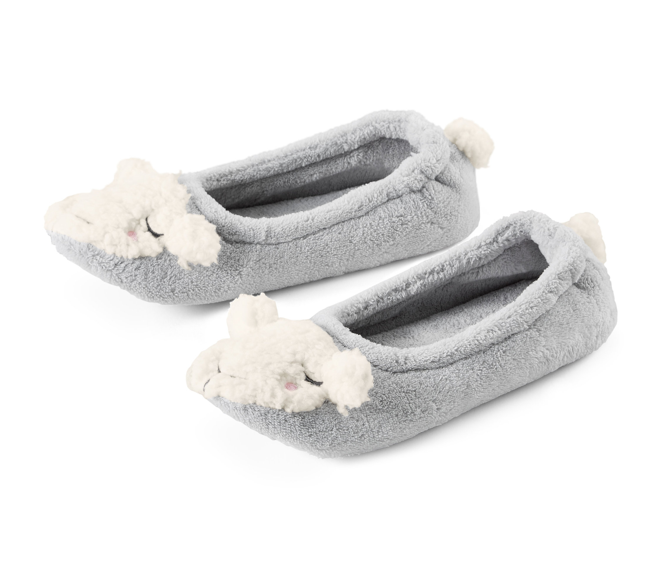 Dva páry sivých domácich balerín s motívom ovečky.