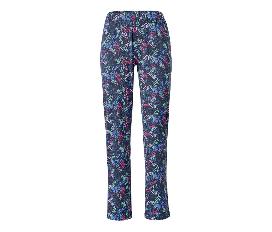 Nohavice od pyžama s kvetinovou potlačou.