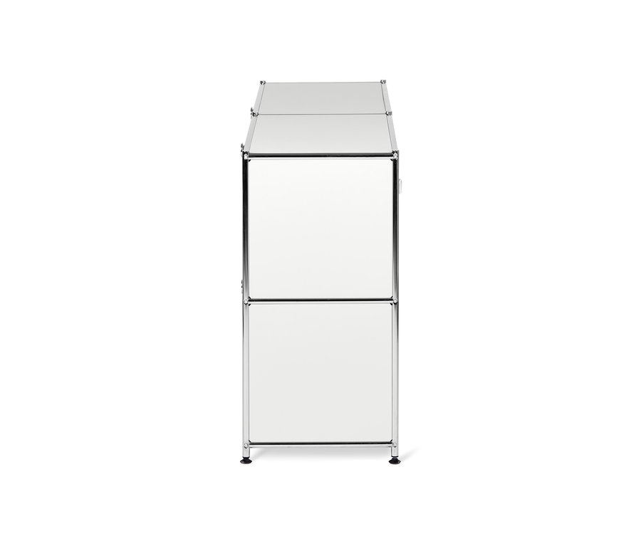 Biela kovová odkladacia skrinka »CN3« so 4 výklopnými priehradkami.