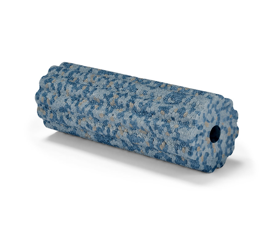 Detail malého masážneho valčeka na uvoľňovanie fascií.