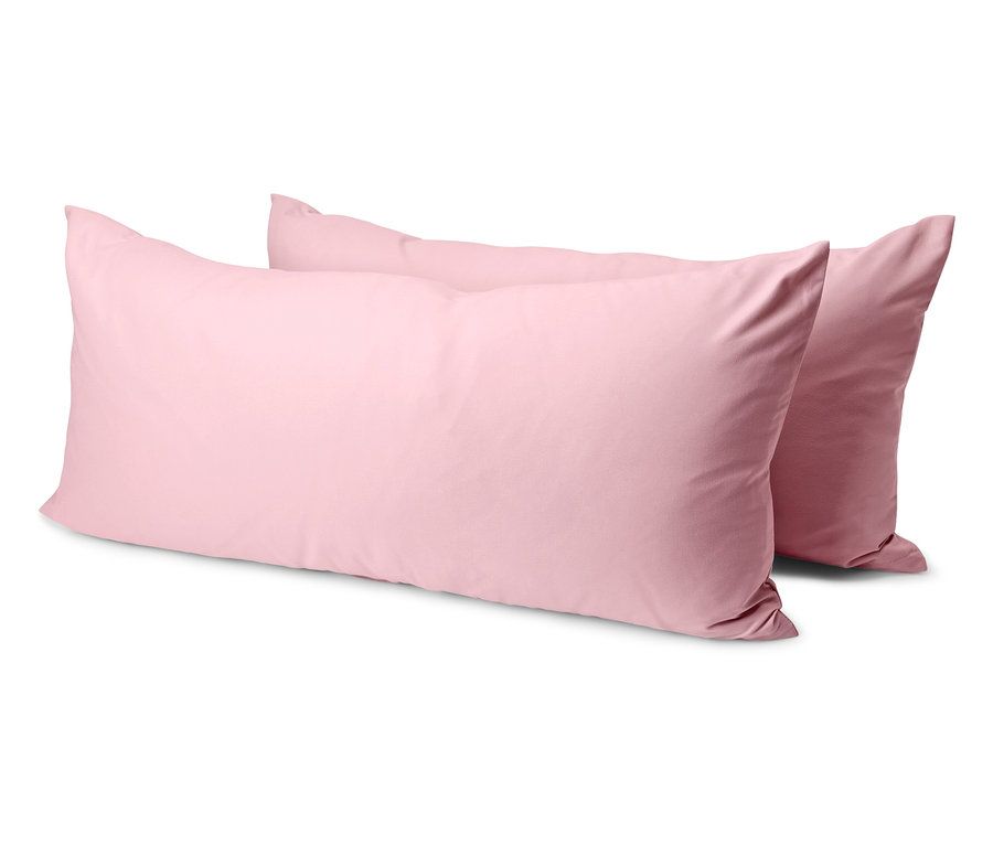Dve ružové obliečky na vankúše z mikrovlákna, cca 80 x 40 cm.