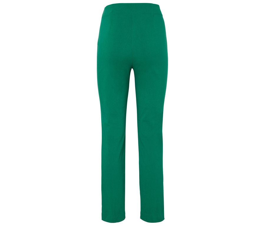 Pohľad zozadu na zelené nohavice.