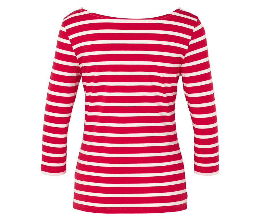Pohľad zozadu na červeno-biele pruhované tričko s 3/4 rukávmi.