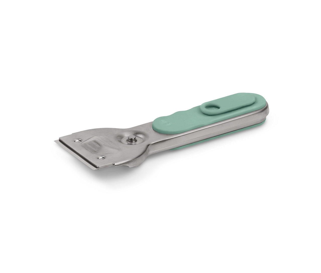 Čistiaca škrabka so striebornou kovovou hlavou a zelenou rukoväťou.