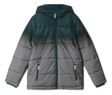 Prešívaná bunda s kapucňou v ombré dizajne, prechádzajúca z tmavozelenej farby hore do sivej dole. Má celoplošný zips a dve vrecká na zips vpredu.