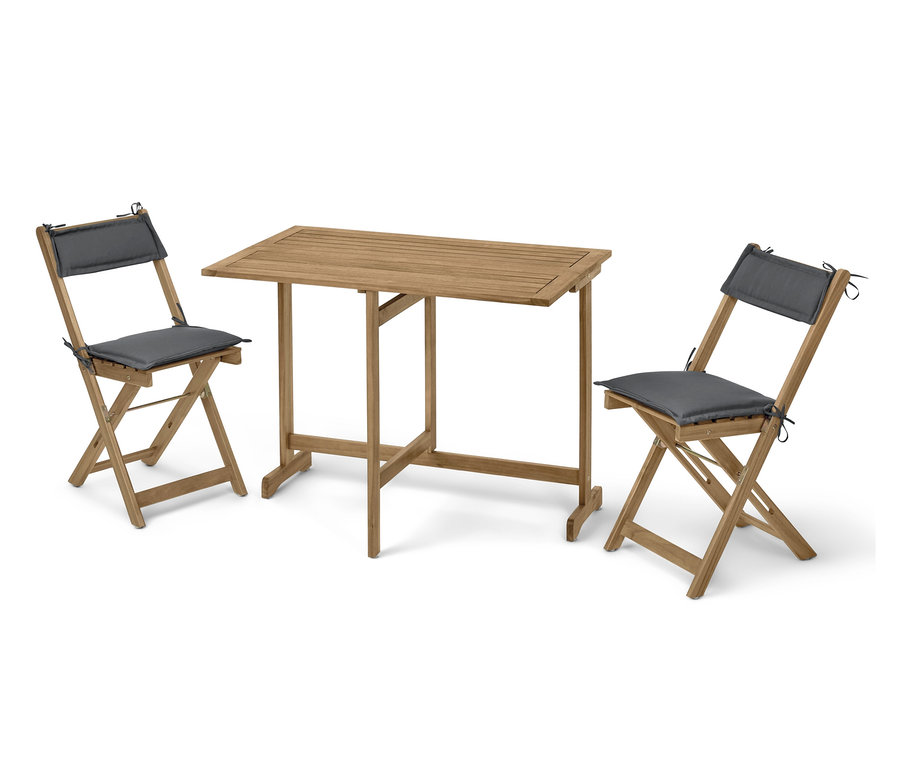 Skladací balkónový set Lenja so stolom a dvoma stoličkami so sivými poduškami.