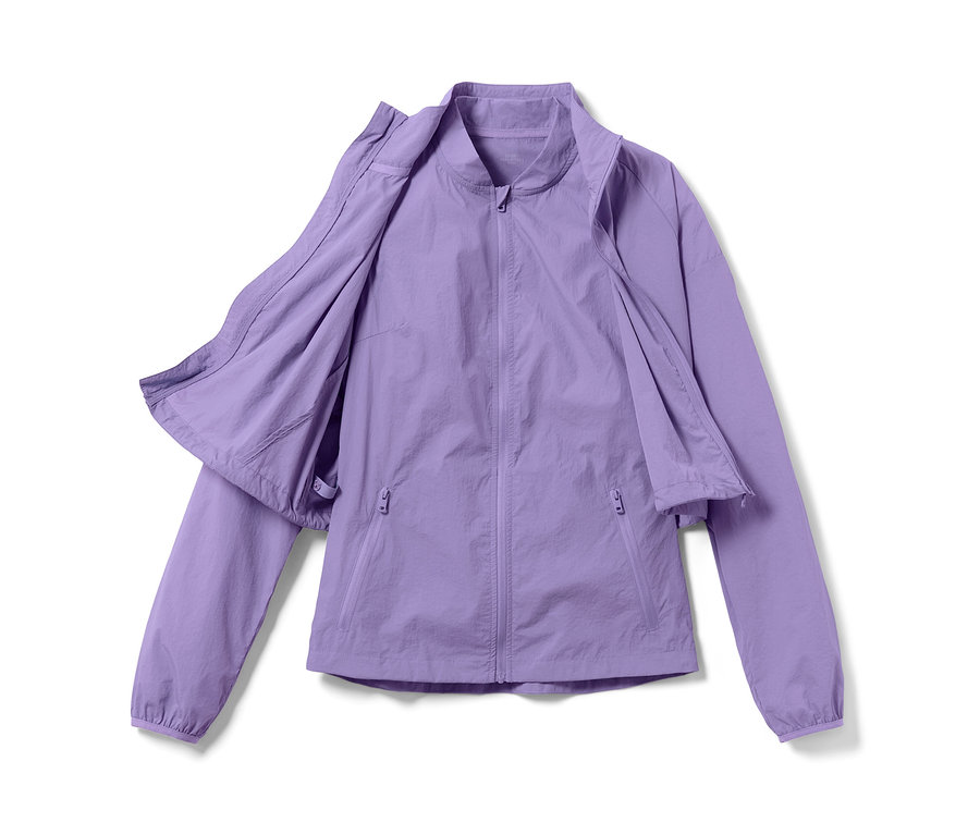 Fialová bežecká bunda 3 v 1 leží rozložená na bielom pozadí.