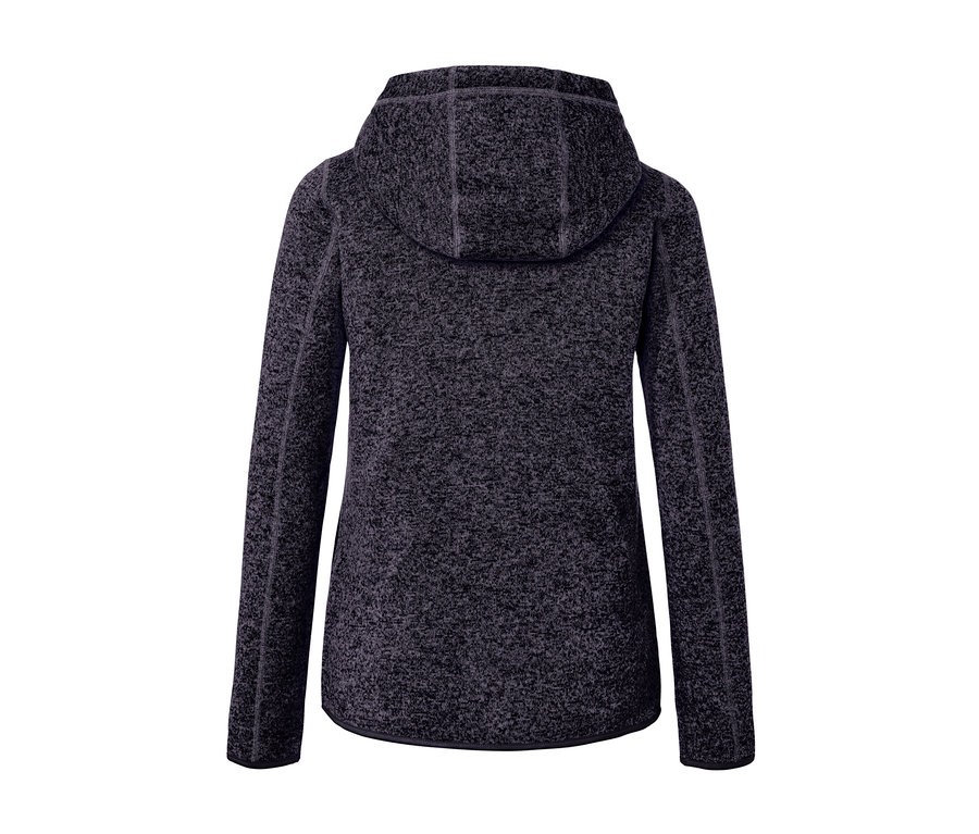 Pohľad zozadu na tmavomodrú melírovanú bundu z pleteného flísu s kapucňou.