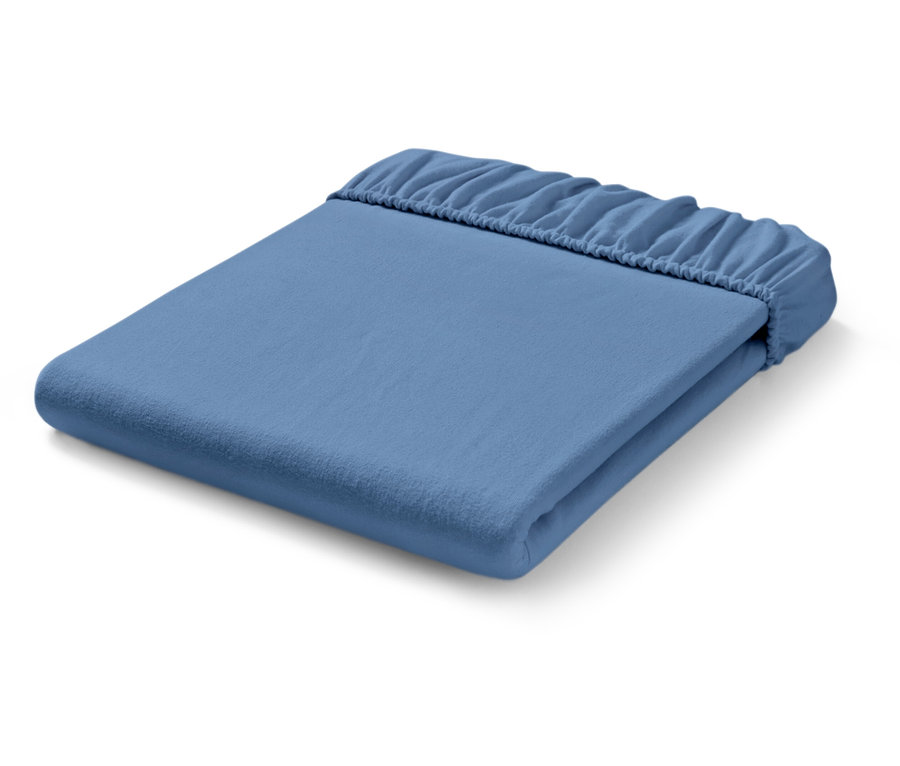 Zložená svetlomodrá napínacia plachta s elastickými rohmi.