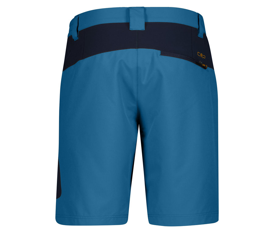 Detailný záber na zadnú stranu modrých šortiek CMP Herren-4-Wege-Stretch-Bermuda-Shorts s tmavomodrým pásom.