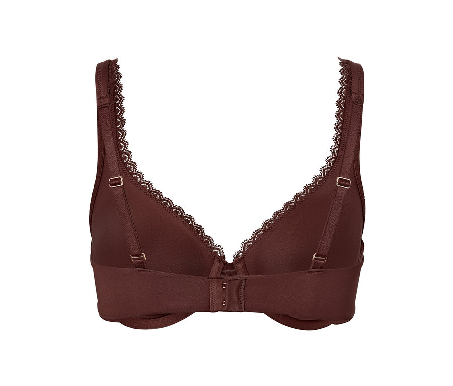 Detail hnedej podprsenky s kosticami a čipkou.