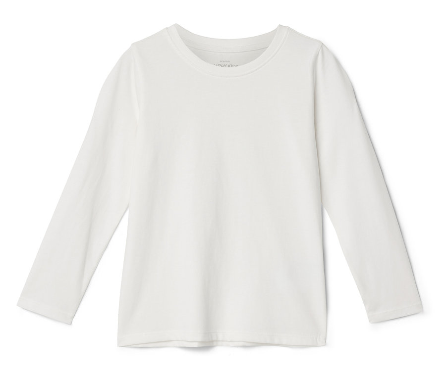 Na rovnom povrchu leží biele tričko s dlhým rukávom.