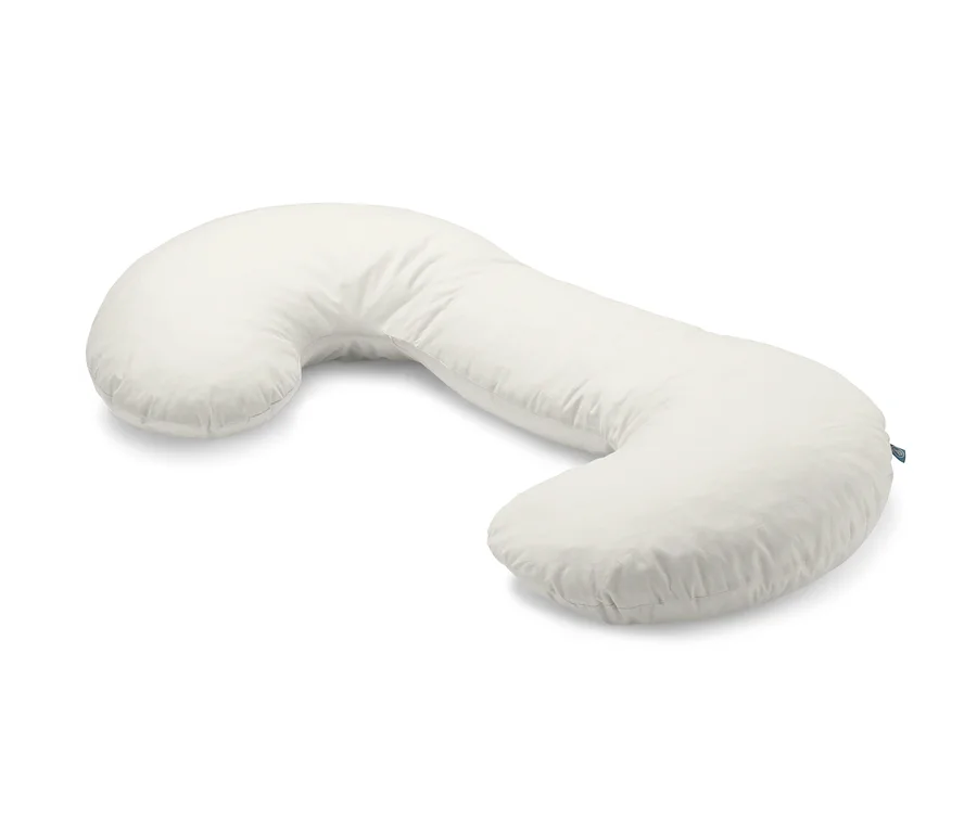 Biely XL vankúš pre spáčov na boku leží na bielom pozadí.