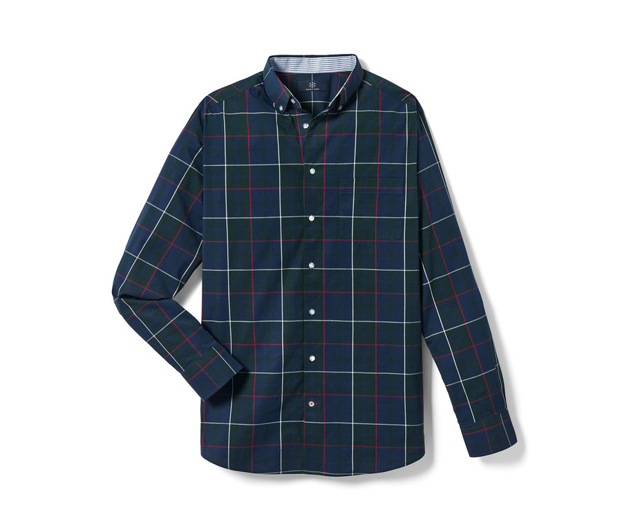 Modrá kockovaná košeľa.